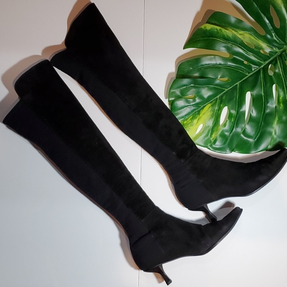 Stuart Weitzman Shoes - 🔥STUART WEITZMAN Black Suede Fabric Boots 10M🔥